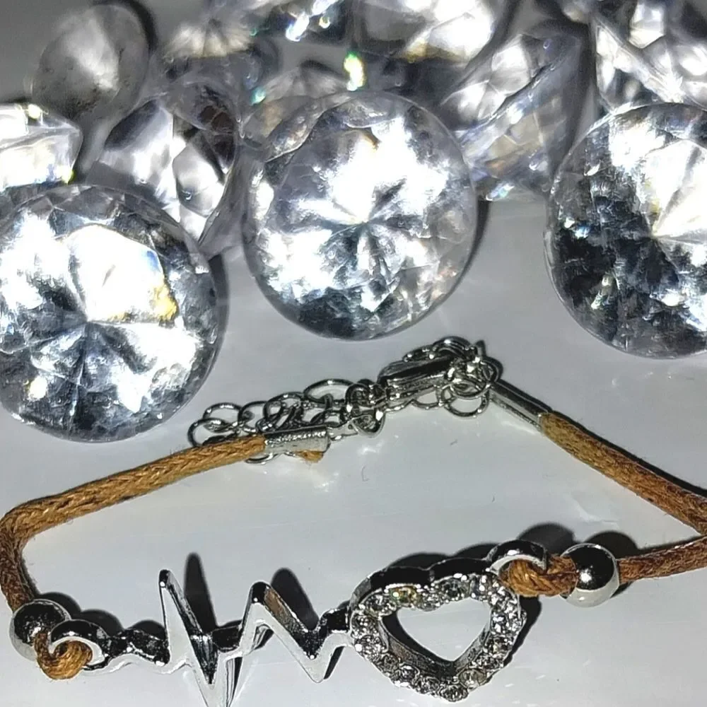Super cute girls bracelet - Picture 6 of 6